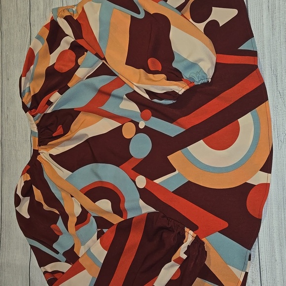 August Sky Geometric Balloon Sleeve Button-Front Blouse Multicolor Size M - Picture 2 of 10